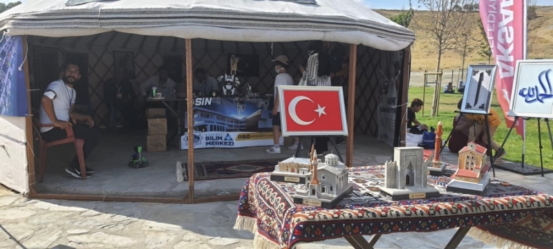 AKSARAY BELEDİYESİ MALAZGİRT ZAFERİNİN COŞKUSUNU AHLAT