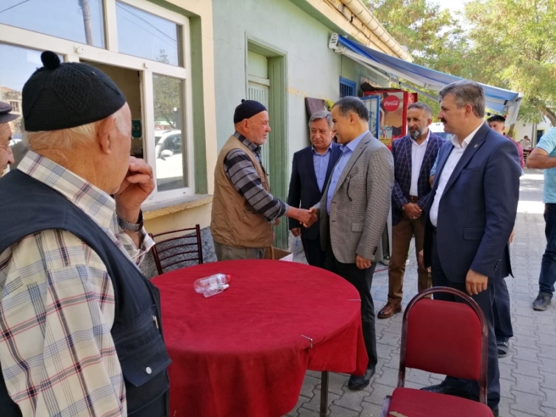 AK PARTİ AKSARAY TEŞKİLATI VATANDAŞLARLA BULUŞMAYA DEVAM EDİYOR