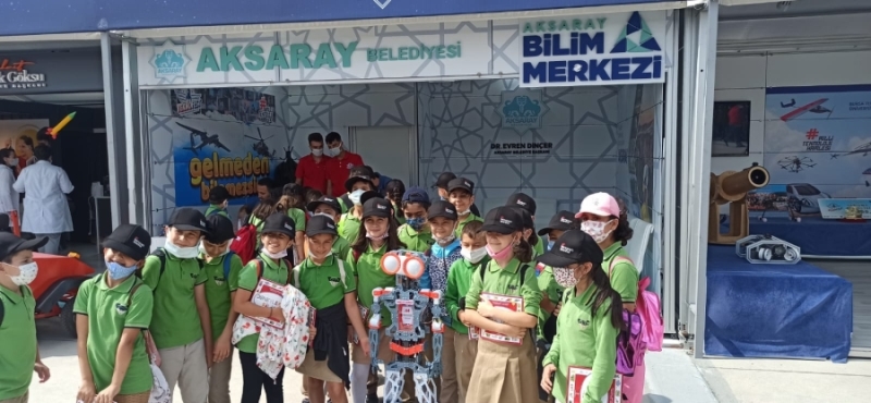AKSARAY BİLİM MERKEZİ STANDI TEKNOFEST’TE YOĞUN İLGİ GÖRÜYOR
