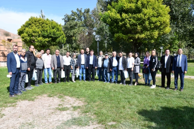 BELEDİYE BAŞKANI DR. EVREN DİNÇER, PROJELERİ TEK TEK HAYATA GEÇİRİYOR