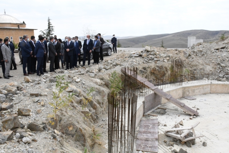 Tasavvuf şairi Yunus Emre mezarı başında anıldı