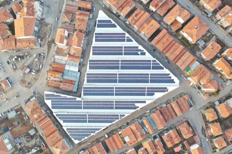 AKSARAY BELEDİYESİ GÜNEŞ ENERJİSİNDEN 1,5 YILDA 2,5 MİLYON TL GELİR ELDE ETTİ