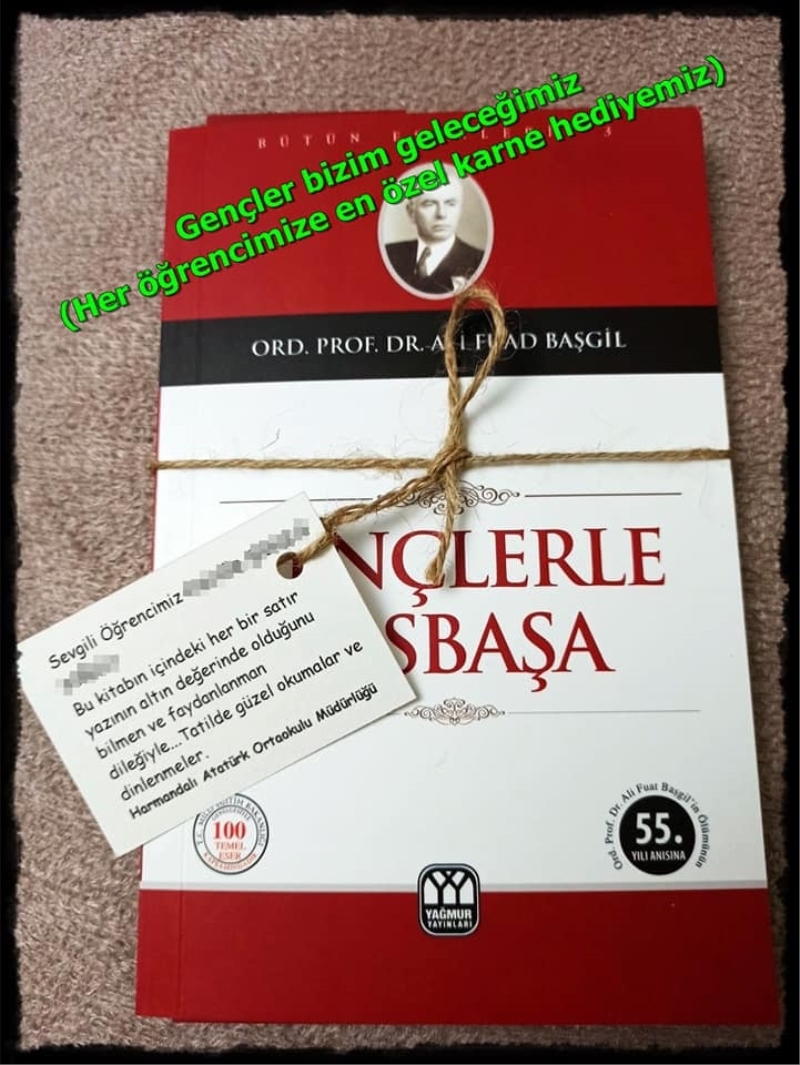 HARMANDALI ATATÜRK ORTAOKULUNDA KARNE SEVİNCİ BU SENE ÇOK FARKLI OLDU