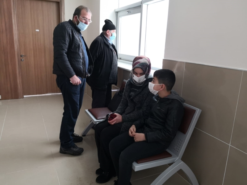 Dayakçı Öğretmenin Ortaköy Asliye Ceza Mahkemesindeki davanın ilk duruşması yapıldı.