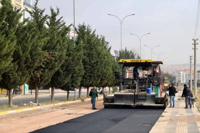 Alt Yapısı Tamamlanan Nakkaş Mahallesi 38. Cadde Sıcak Asfalta Kavuşuyor