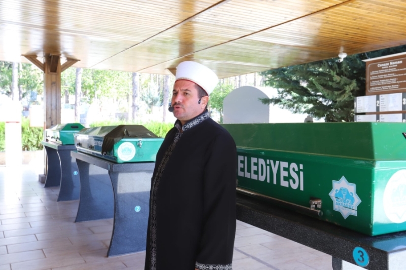  Dr.Timur Yılmaz gözyaşları arasında toprağa verildi 