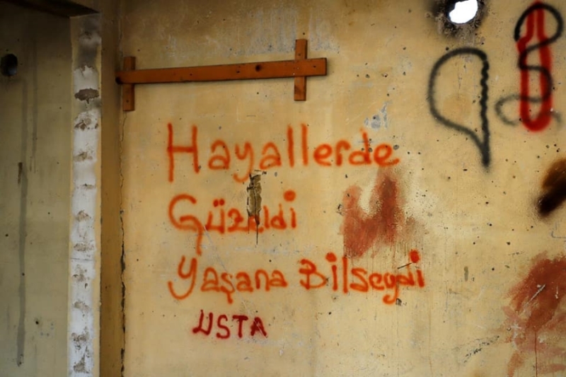 Eski Sanayi Sitesinden Geriye Kalanlar Duygulandırıyor