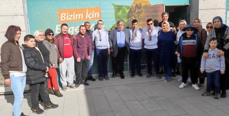 Altın Madalyalar Kazanarak Aksaray