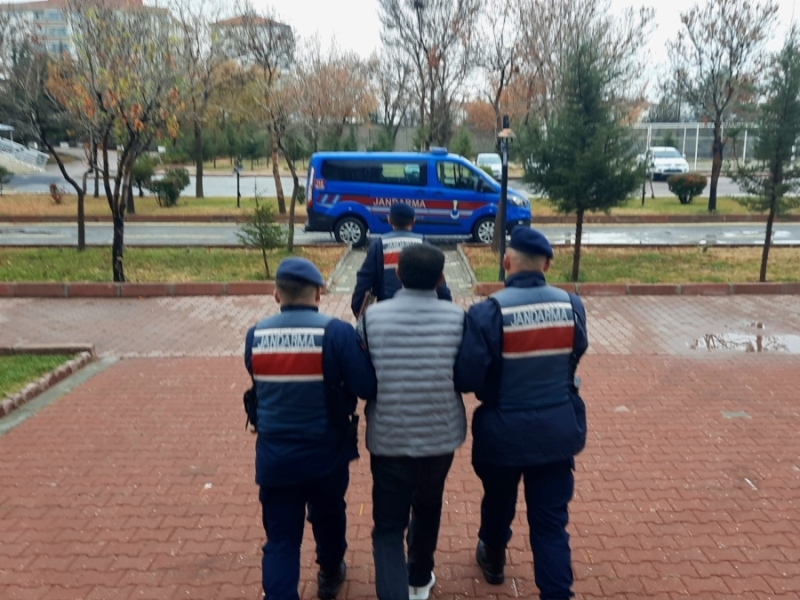 Aksaray’da Uyuşturucu İmalatı ve Ticareti Yapan Bir Kişi Yakalandı 