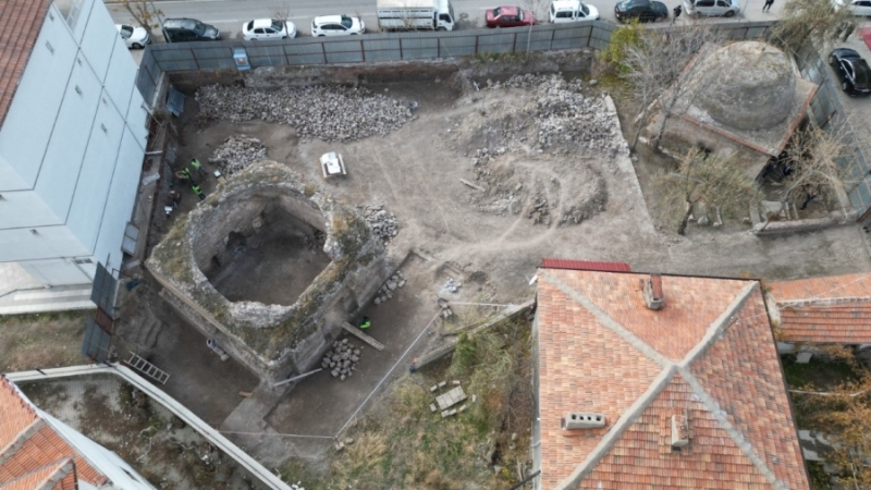           Aksaray’da Pîr Ali Sultan Türbesi Restore Ediliyor