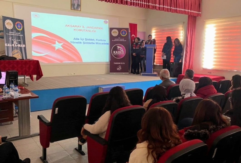 Ortaköy Meslek Yüksek Okulunda Eğitim Gören Öğrencilere KADES Semineri Verildi.