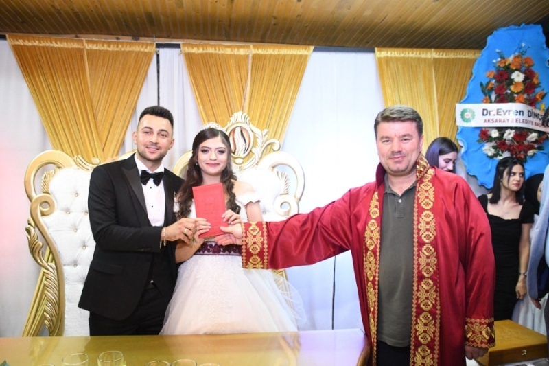 Aksaray Belediyesi 2022 Yılında 2 Bin 200 Çiftin Nikâh Akdini Gerçekleştirdi 