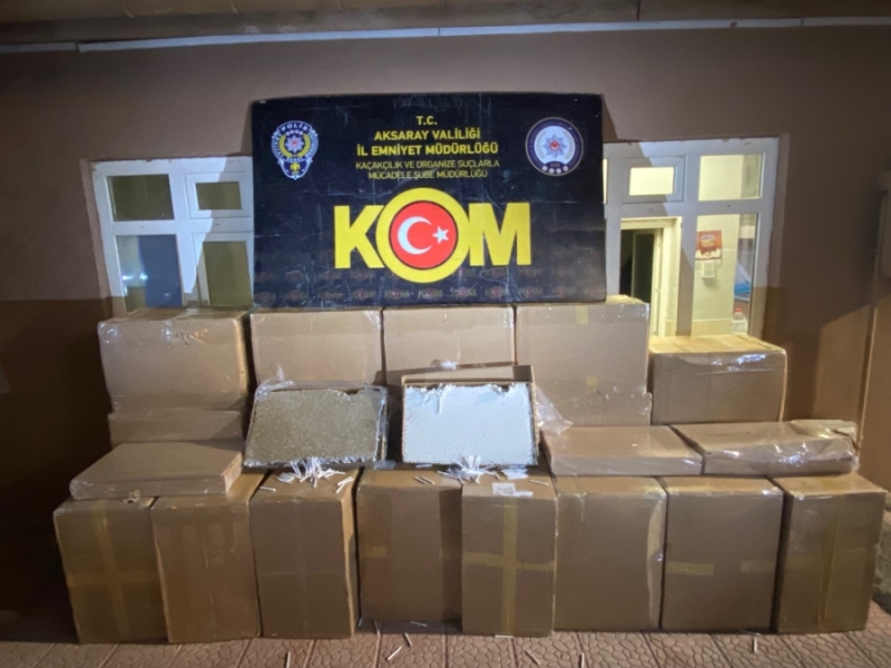 Aksaray’da Polis 1 Milyon 820 Bin adet Makaron ele geçirdi