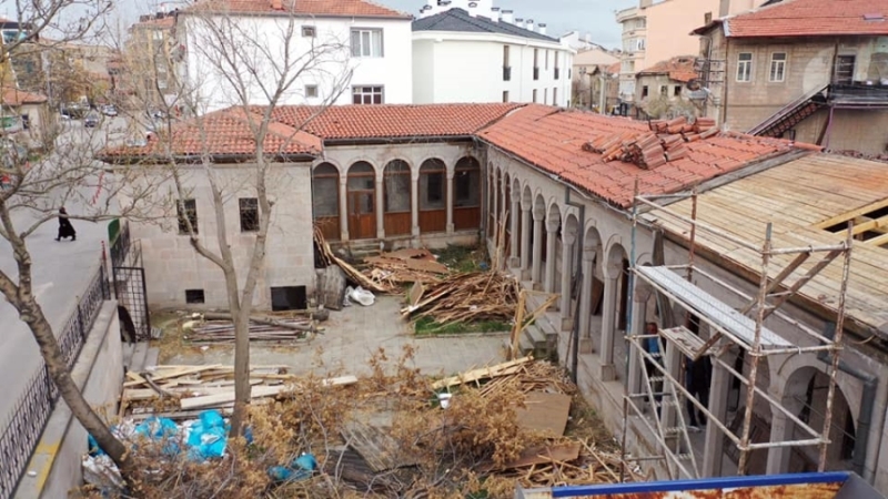 BEDRİYE MEDRESESİNDE RESTORASYON ÇALIŞMALARI DEVAM EDİYOR    
