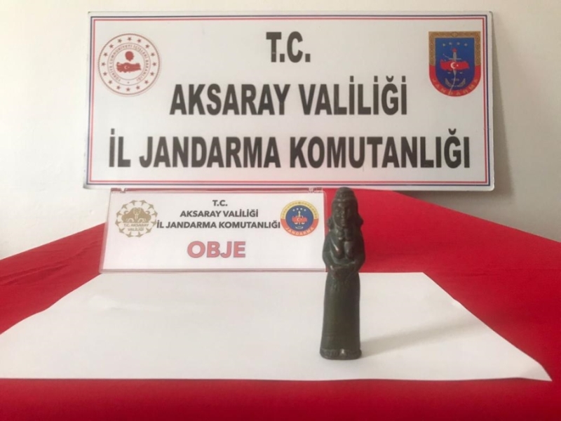 Bir adet eski eser olduğu değerlendirilen heykel ele geçirildi