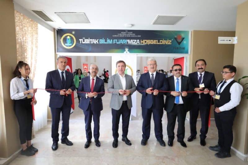-Uluırmak MTA’da TÜBİTAK Bilim Sergisi açıldı
