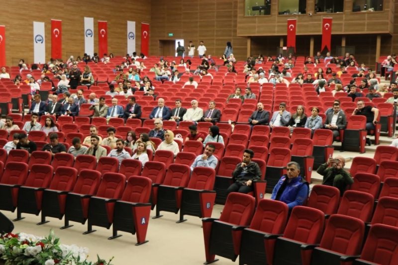 Hasandağı tektonik aktivite ile volkanizma hareketliliği yönünden aralıksız araştırılacak. 