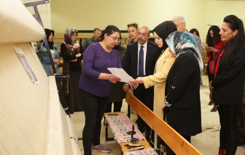 Halk Eğitim Kursları kadınların geçim kaynağı oluyor