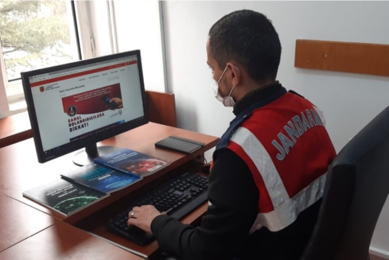 Yasadışı ve cinsel içerikli yayın yapan siteler kapatıldı