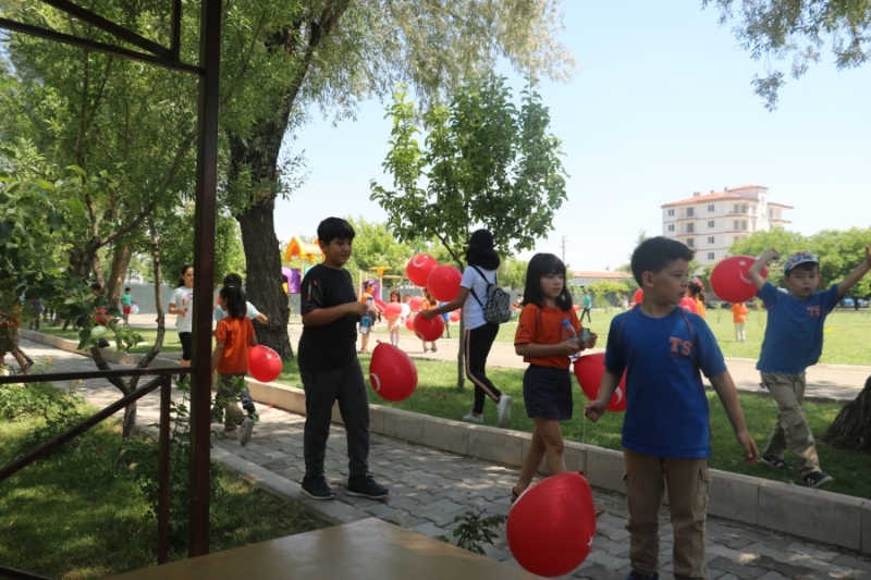 Öğrenciler jandarmayı ziyaret etti