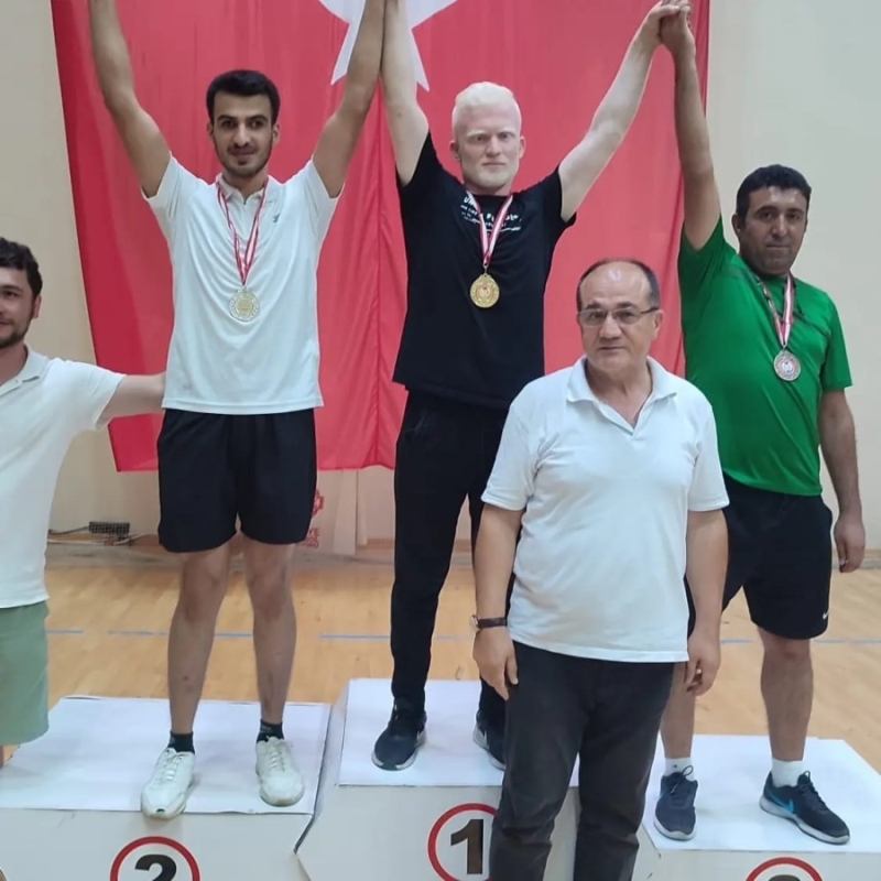 Aksarayın Kahramanları Yine Bir Turnuvadan Elleri Dolu Dolu Dönüyor 
