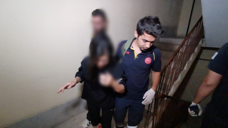 Aksaray da eski eşi tarafından bıçaklanan kadın hastaneye kaldırıldı 