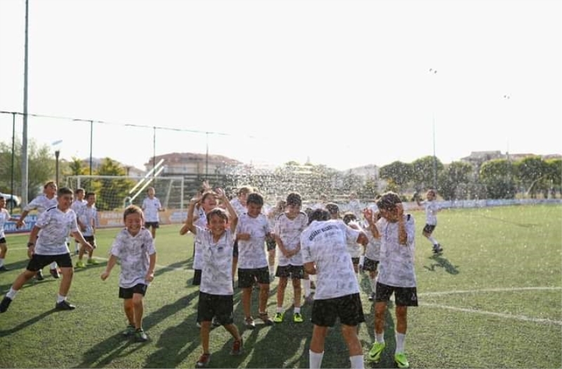 Yaz Spor Okulunda Öğrenciler Eğlenceli Zaman Geçiriyor
