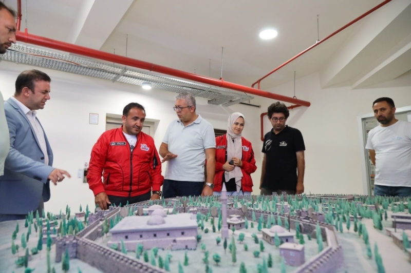 AKSARAY BİLİM MERKEZİNDE TEKNOFEST VE MİLLİ TEKNOLOJİ HAMLESİ KONUŞULDU