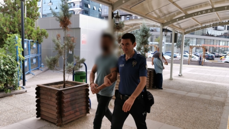 Hasımının evineve aracına silahlahlı saldırı düzenleyen şahıs yakalanarak cezaevine gönderildi 