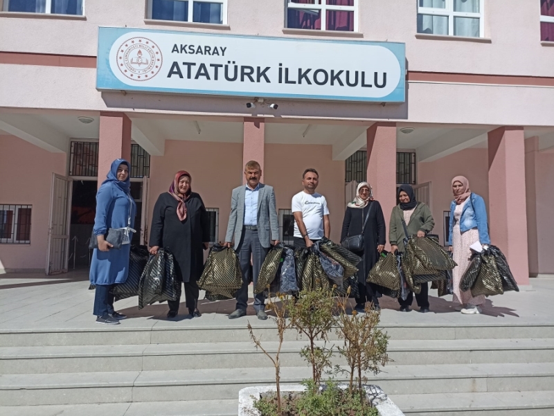 BİZ VARKEN SİZLER YALNIZ DEĞİLSİNİZ