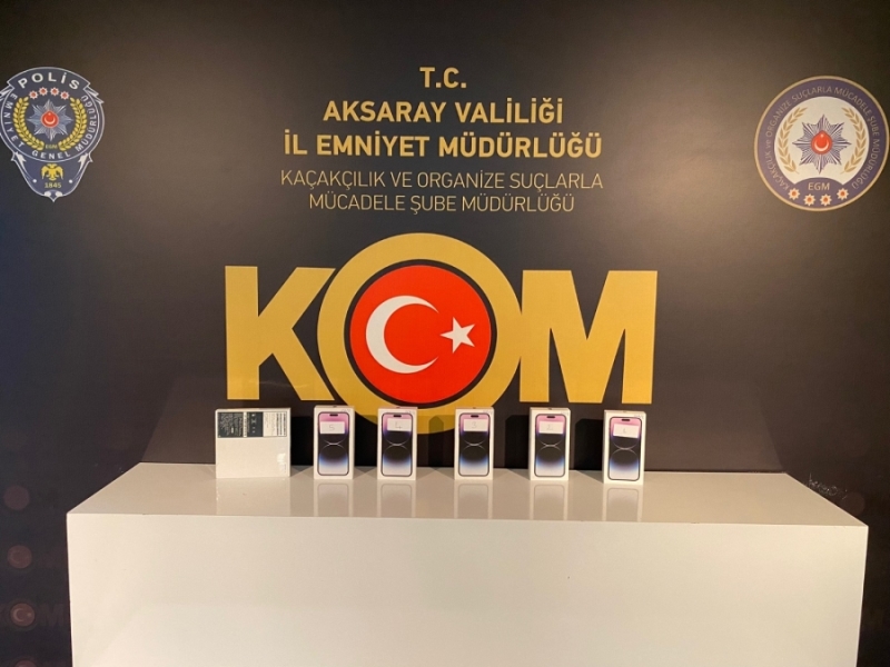 Aksaray’da Kaçak Telefon Ticareti Yapan 2 Kişi Yakalandı