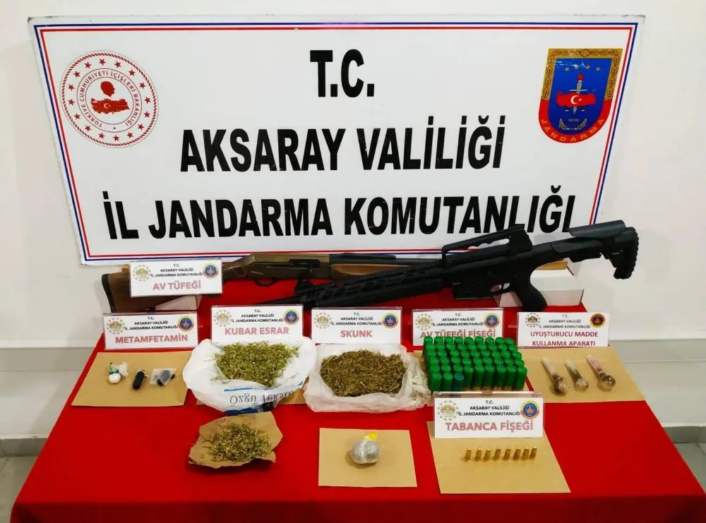 AKSARAY JANDARMASINDAN UYUŞTURUCU VE RUHSATSIZ SİLAHLARA GEÇİT YOK!!!