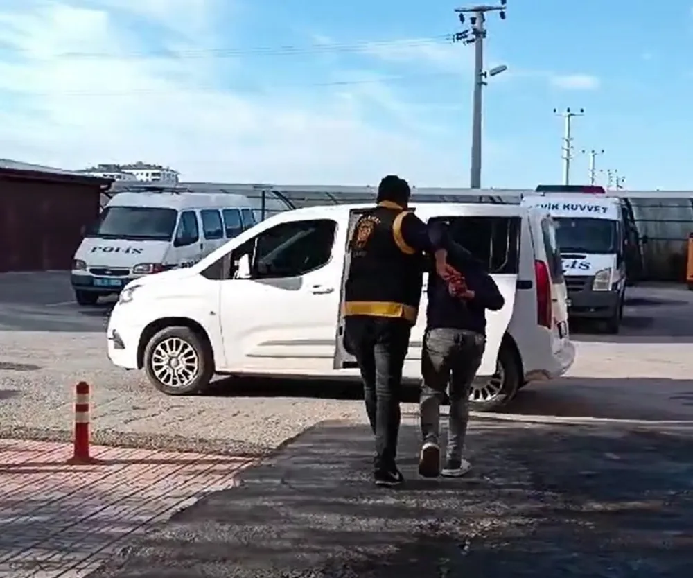 BİSİKLET HIRSIZI KAMERAYA YAKALANDI!