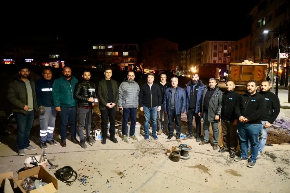 AKSARAY BELEDİYE BAŞKANI DİNÇER GECE EKİPLERİNİ YALNIZ BIRAMADI! 
