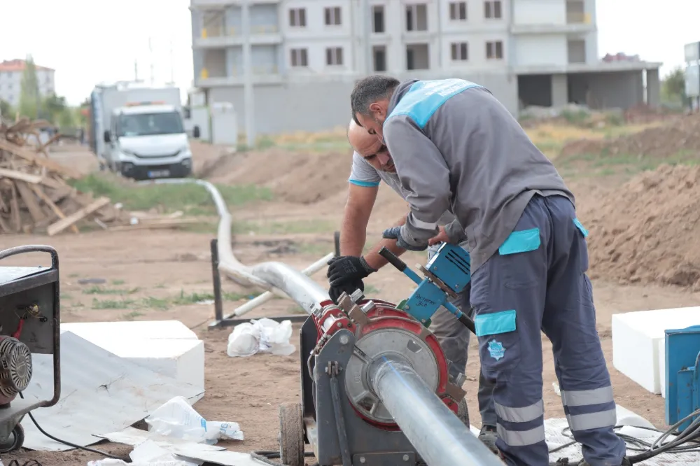 AKSARAY BELEDİYESİNİN KAR VE YAĞMURLA MÜCADELE BAŞARISININ SIRRI GÜÇLENDİRİEN ALT YAPI