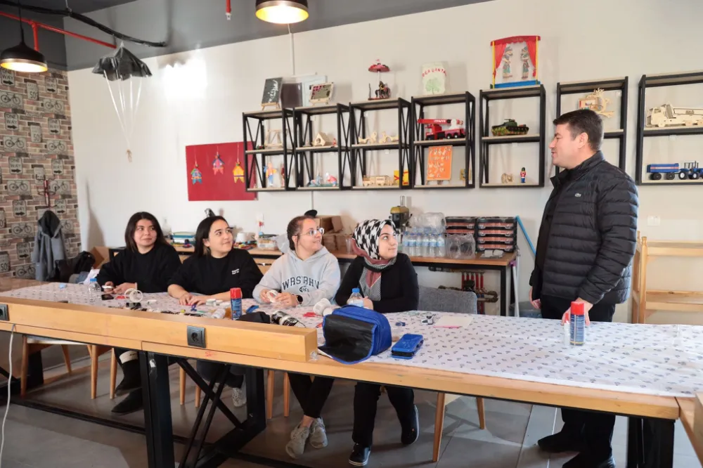 AKSARAY BİLİM MERKEZİNE 11 AYDA 55.000 ZİYARETÇİ!