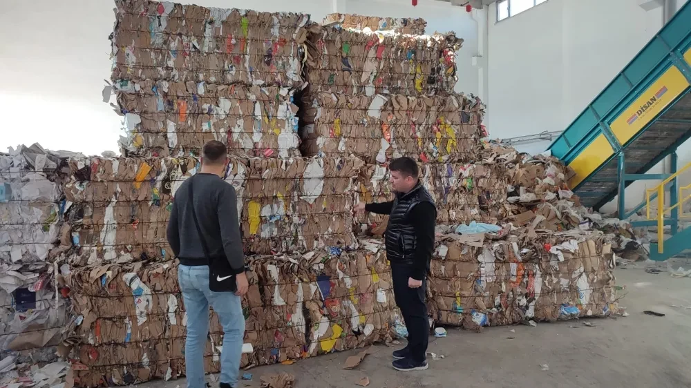 AKSARAY BELEDİYESİ TOPLAMA AYIRMA TESİSİNDE BİN 284 TON ATIK EKONOMİYE KAZANDIRILDI