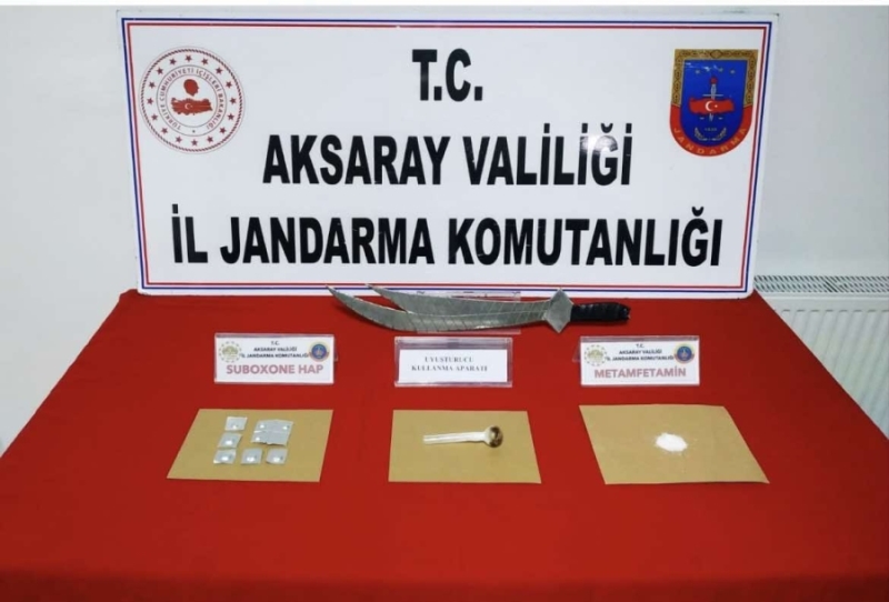 Aksaray’da Uyuşturucu veya Uyarıcı Madde İmal ve Ticareti yaptığı tespit edilen 2 Kişi Yakalandı