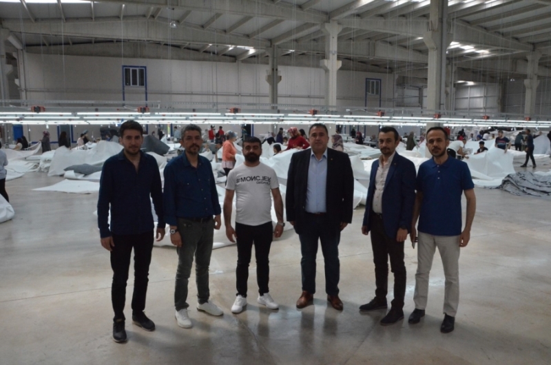 AKSARAY’DAN AFAD’A ÇADIR ÜRETİYORLAR