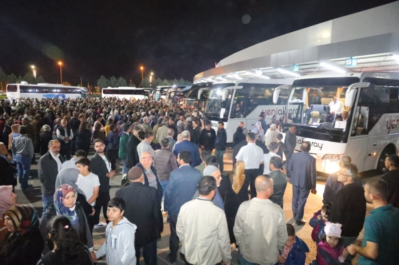 AKSARAY’DAN İLK HAC KAFİLESİ DUALARLA KUTSAL TOPRAKLARA UĞURLANDI