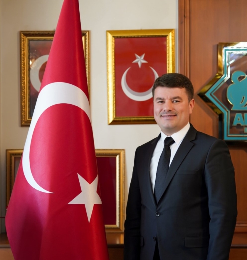 BELEDİYE BAŞKANI DİNÇER’İN 15 TEMMUZ DEMOKRASİ VE MİLLİ BİRLİK GÜNÜ MESAJI