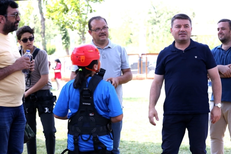 Ak Parti Yerel Yönetimler Başkan Yardımcısı Abdurrahman Öz Başkan Dinçer’i Ziyaret Etti