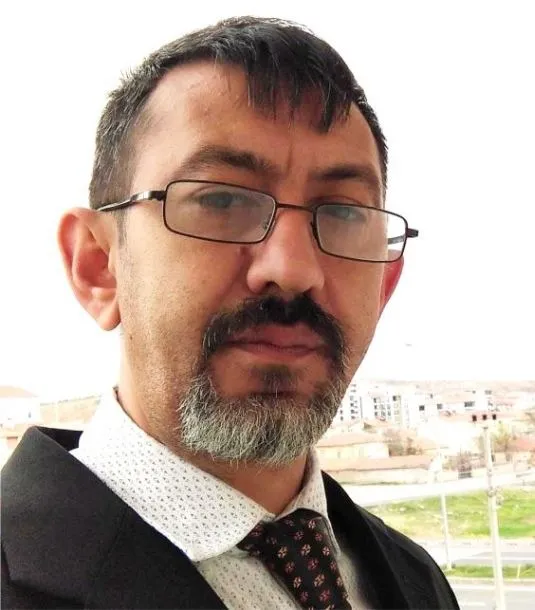 AKSARAY’LI GAZETECİDEN” GECE YARISI ŞİİRLERİ” KİTABI