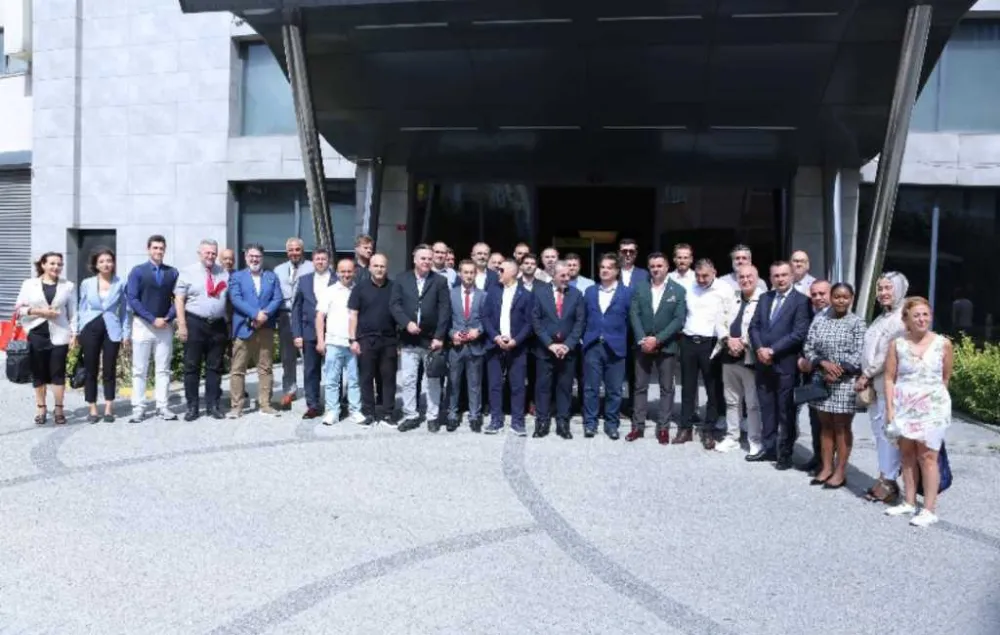 IRAK KÜRDİSTAN BÖLGE BAKANI MARUF İŞADAMLARIYLA İSTANBUL’DA BULUŞTU