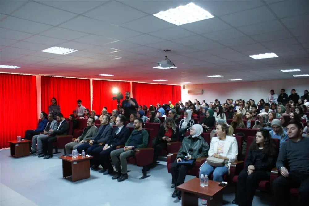 SEZAİ KARAKOÇ, SÖYLEDİKLERİYLE UYUMLU BİR HAYAT YAŞAMIŞTIR