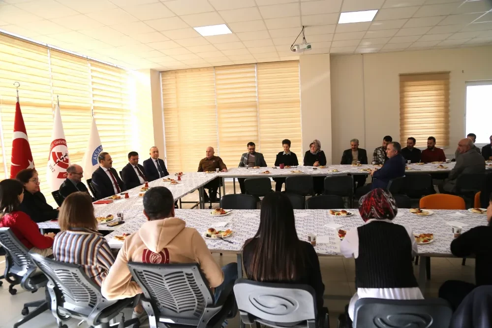 ARIBAŞ, VETERİNER FAKÜLTESİ AİLESİYLE BULUŞTU