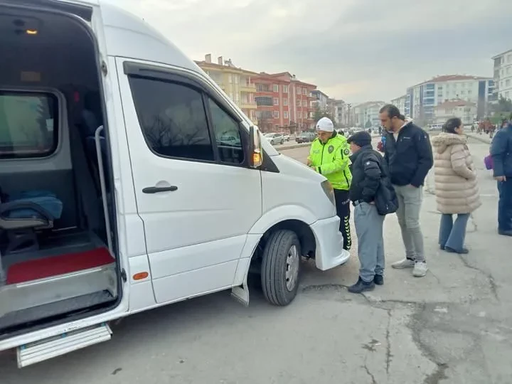 Aksaray Polisi Okul Servislerinin denetimini sıklaştırdı