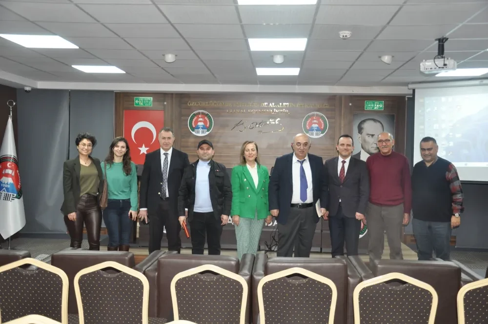 AKSARAY BAROSUNDAN AKSARAYIN HUKUK TARİHİ KONULU KONFERANS