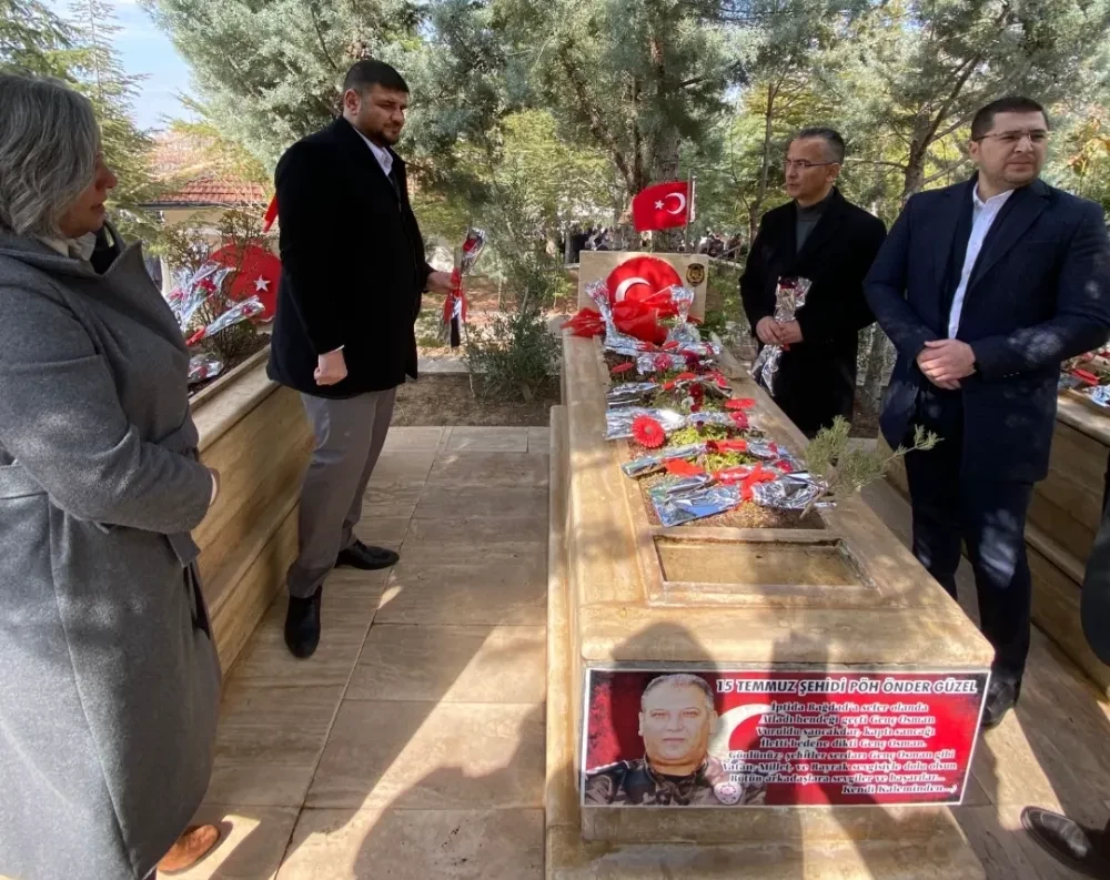 İYİ Parti Adayı Tuğrul Karacaer, Çanakkale Şehitlerini Minnetle Andı