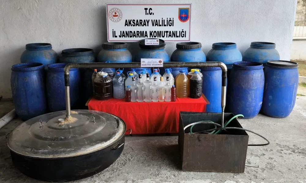 Aksaray’da sahte, kaçak alkol imal ve ticareti yapan 2 kişi yakalandı
